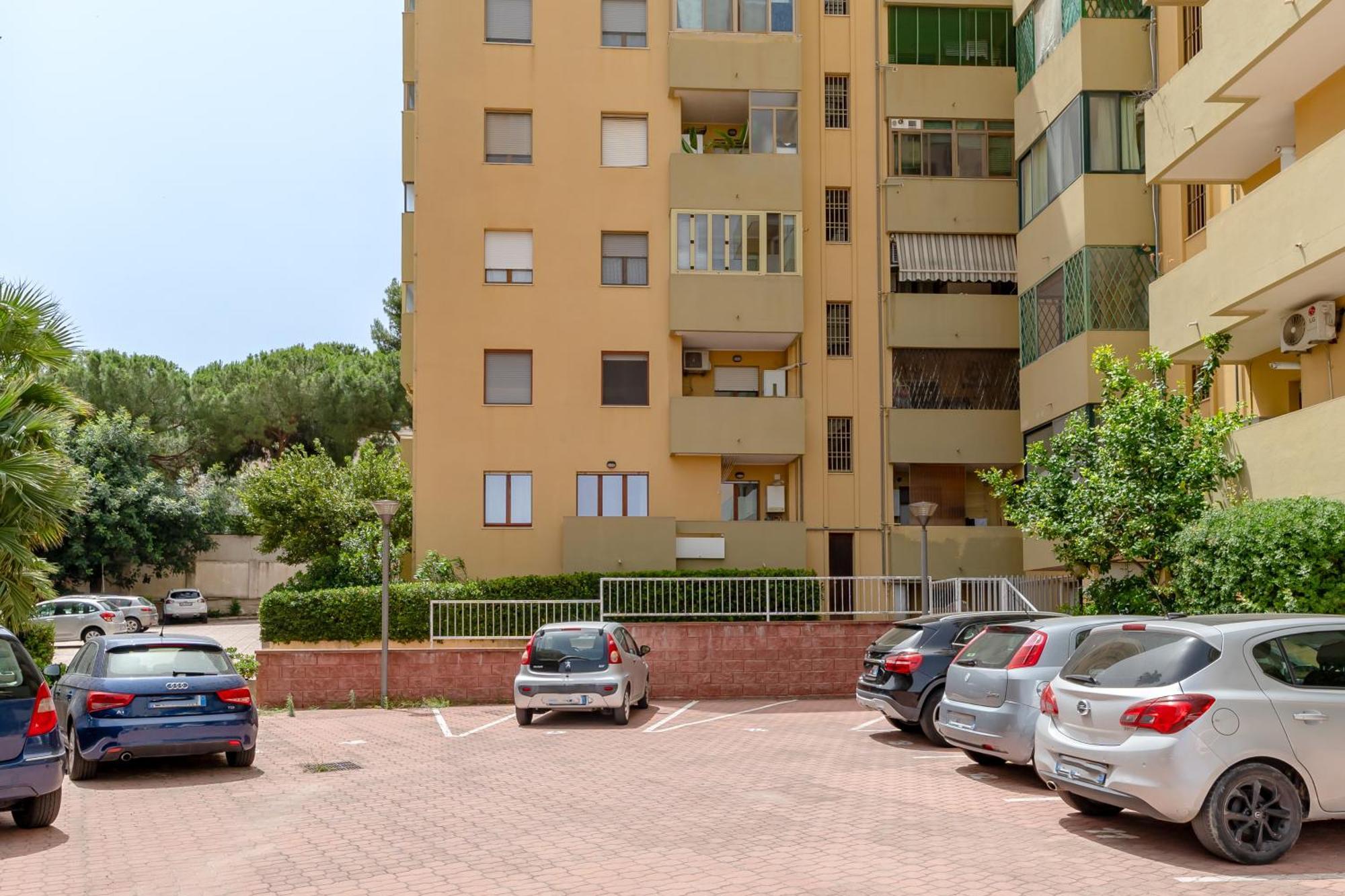 Kalbia Apartment Or Rooms Renovated, Functional, Intimate And More Cagliari Dış mekan fotoğraf