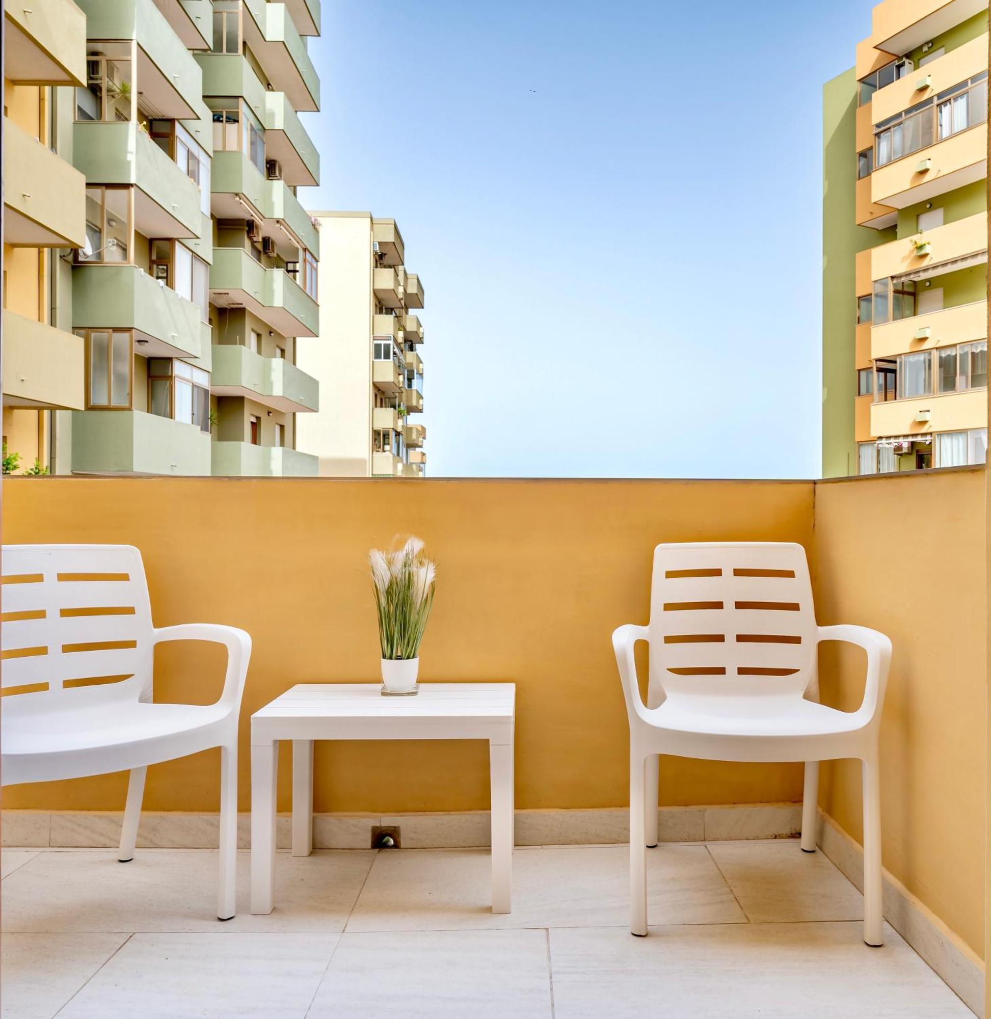 Kalbia Apartment Or Rooms Renovated, Functional, Intimate And More Cagliari Dış mekan fotoğraf