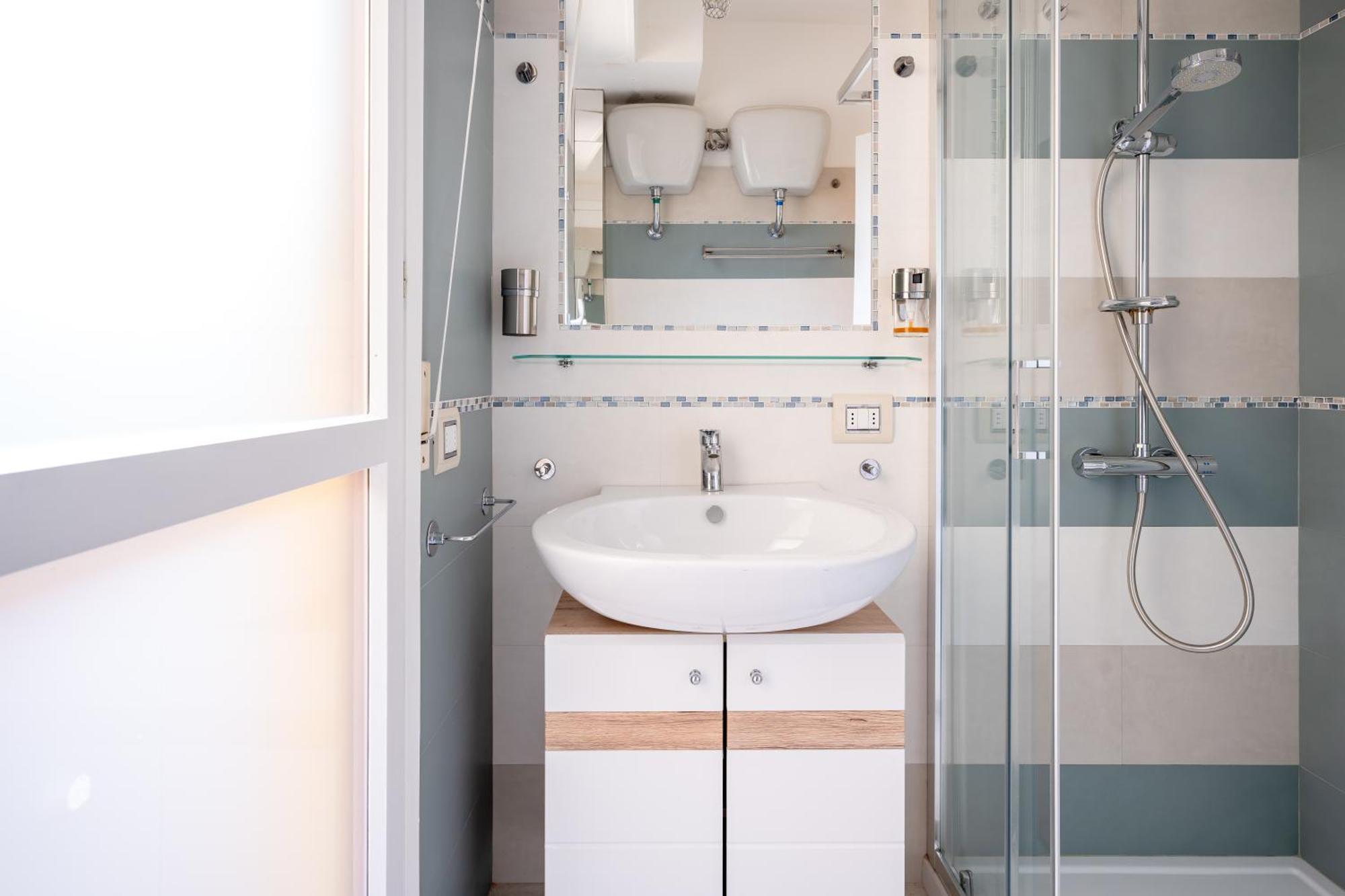 Kalbia Apartment Or Rooms Renovated, Functional, Intimate And More Cagliari Dış mekan fotoğraf